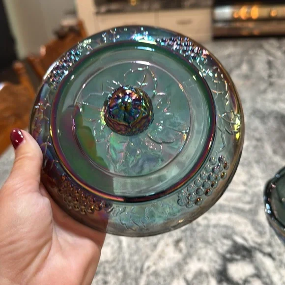 Vintage Indiana Glass Co Iridescent Carnival Pedestal Candy Dish - Picture 4 of 8